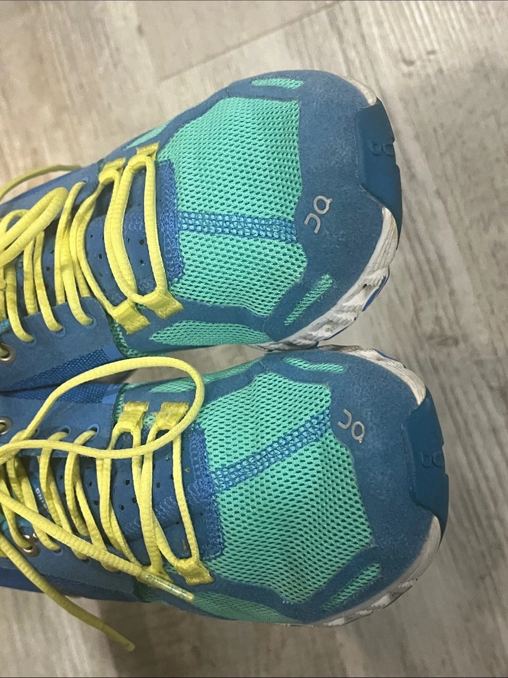 On Running Kids Sneakers in Teal, Blue & Yellow